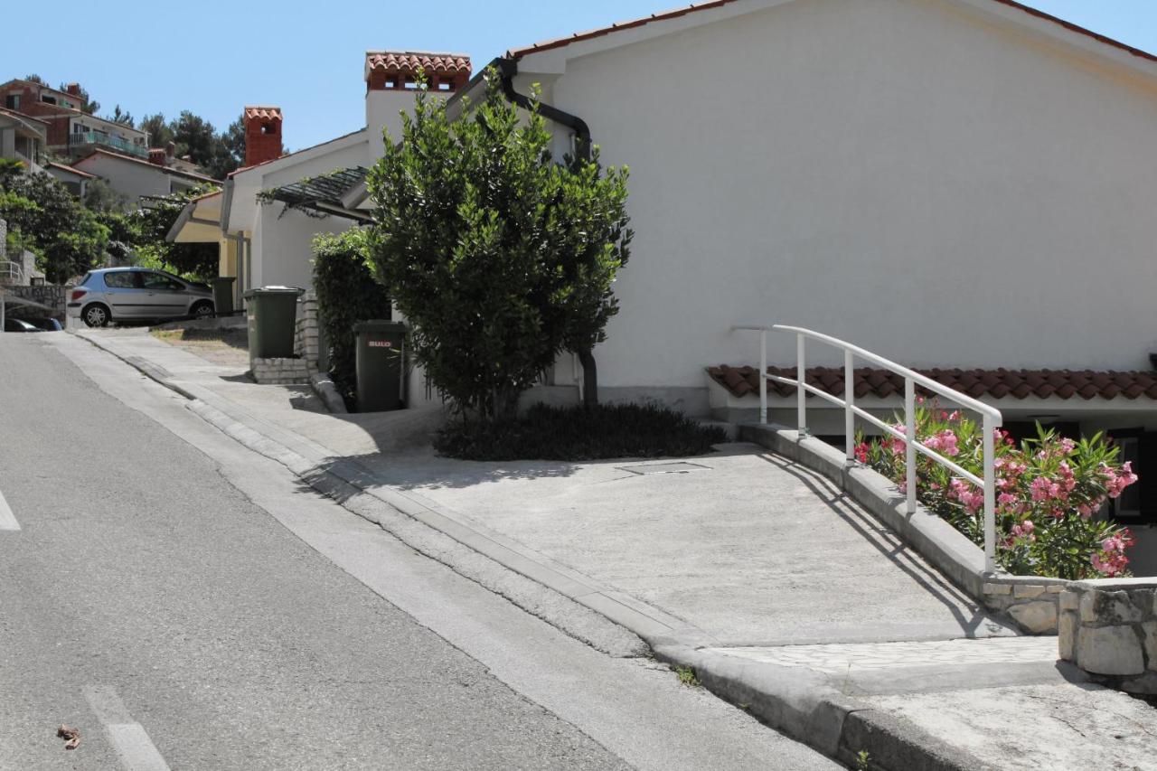 Apartments With A Parking Space Rabac, Labin - 2340 Ngoại thất bức ảnh