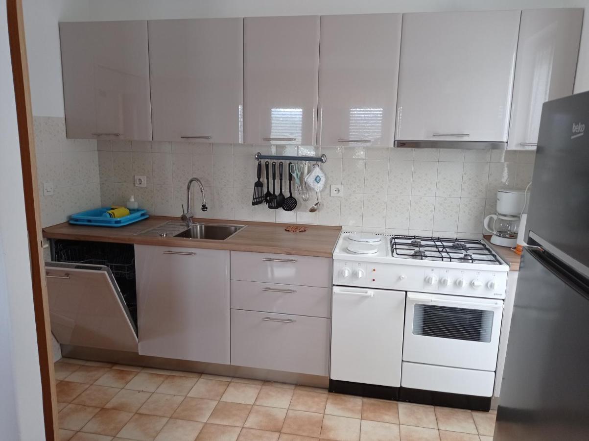 Apartments With A Parking Space Rabac, Labin - 2340 Ngoại thất bức ảnh