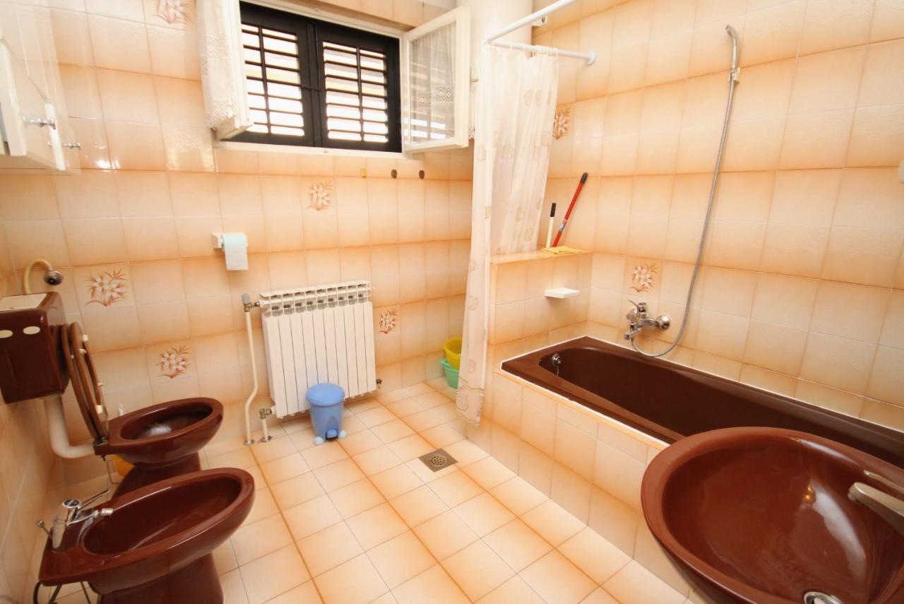 Apartments With A Parking Space Rabac, Labin - 2340 Ngoại thất bức ảnh