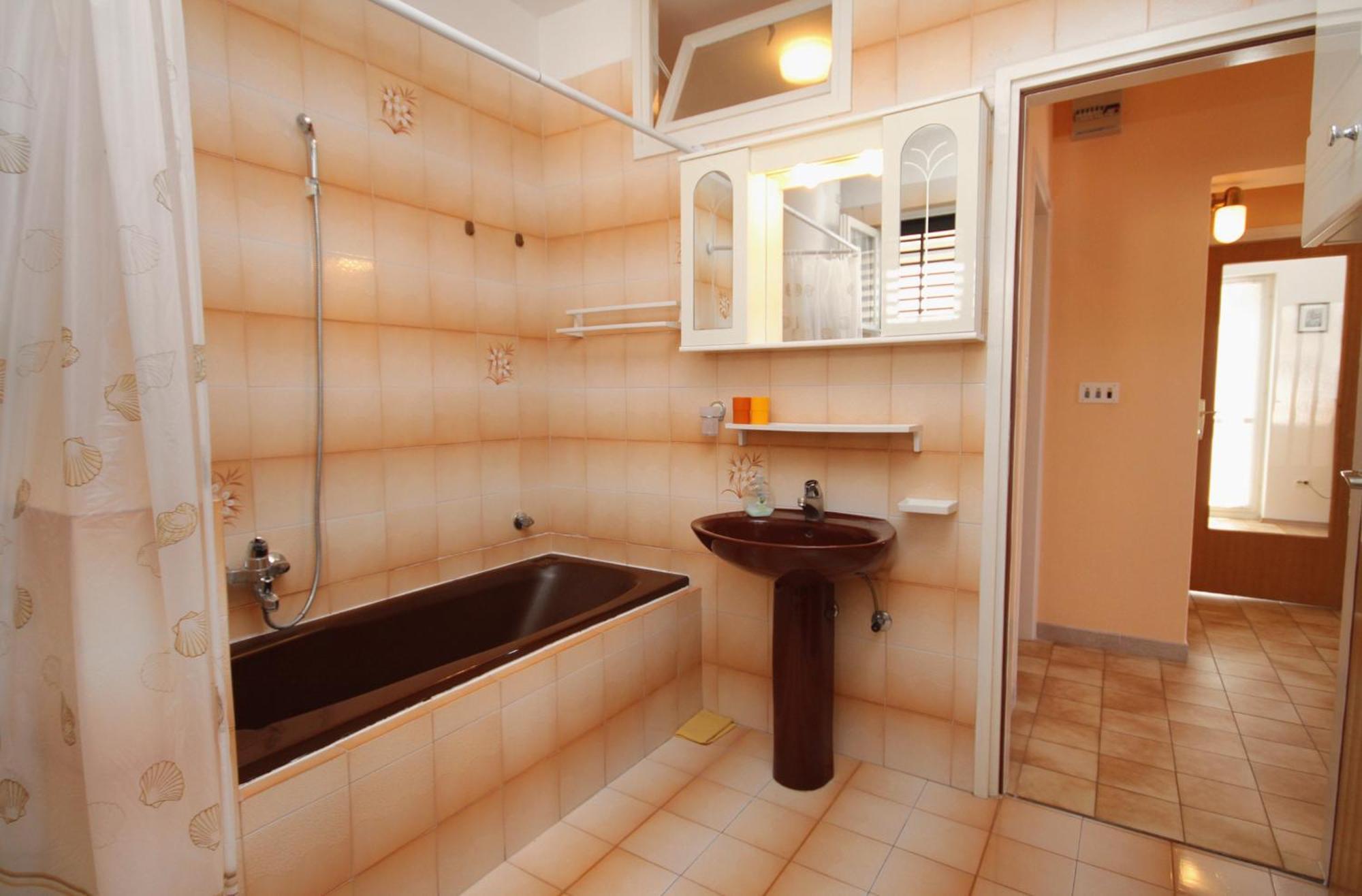 Apartments With A Parking Space Rabac, Labin - 2340 Phòng bức ảnh